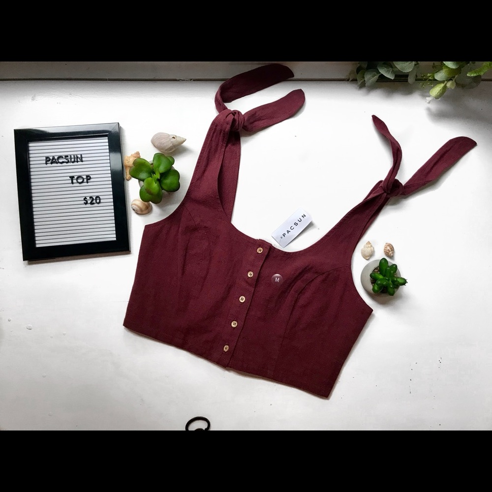 PacSun - (Kendall&Kylie) Crop Top